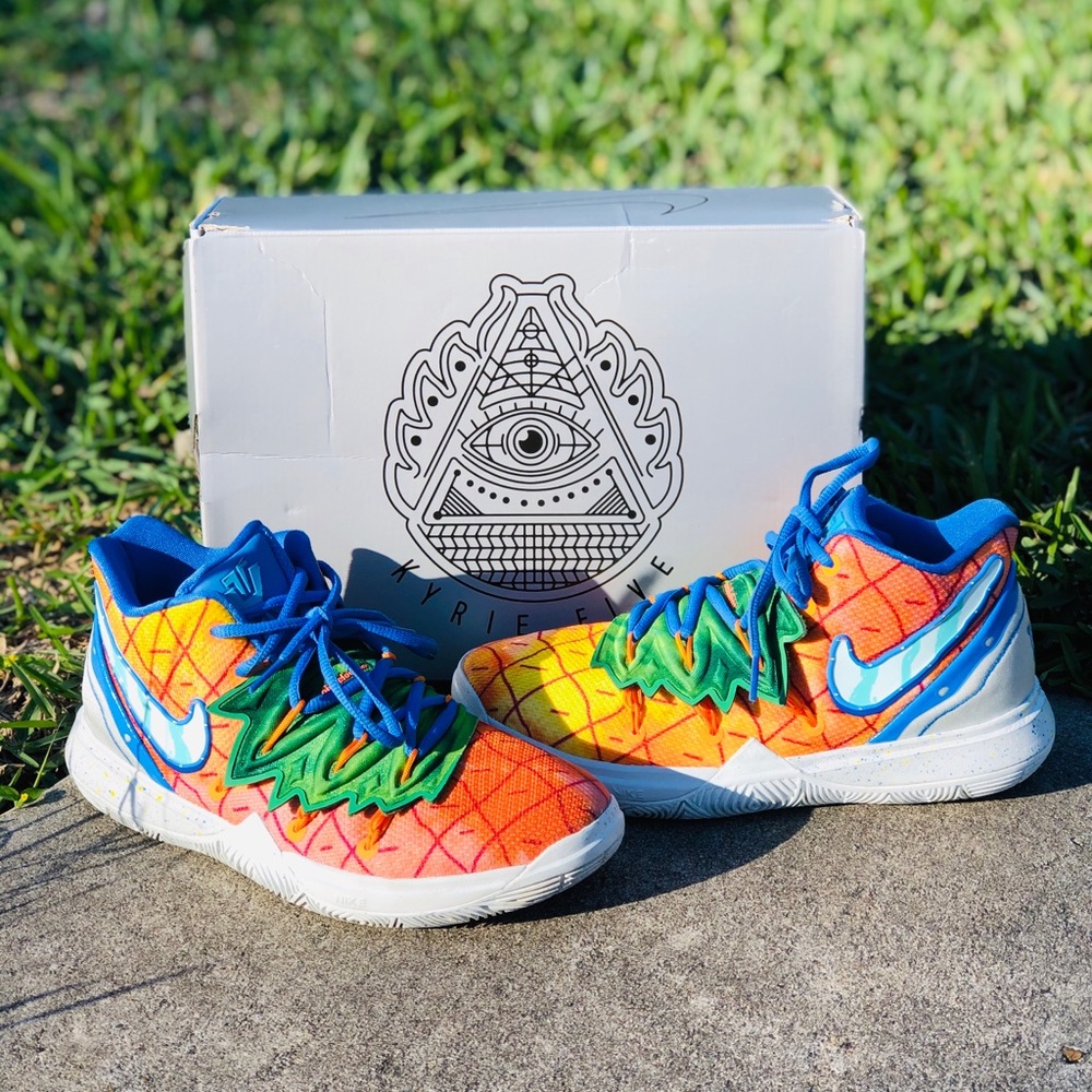 🔥 Nike Kyrie Spongebob Pineapple Shoes 🔥
